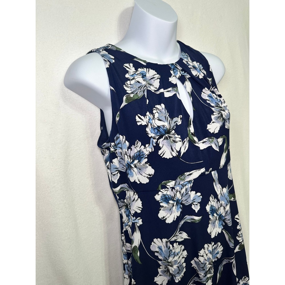 Maggy London Navy Blue Floral Fit and Flare Keyhole Dress Womens‎ Size 4 - Picture 2 of 11